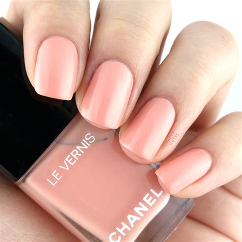 le vernis nail polish reviews